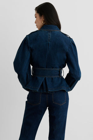 BRIGHTON BELTED ZIP-FRONT JACKET - Toccin