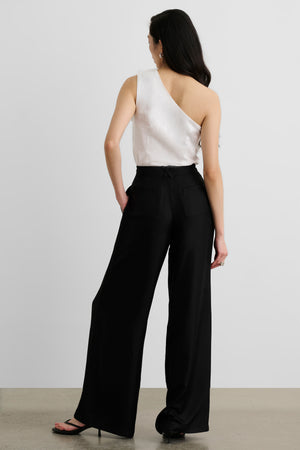 SOLARA SILK PLEATED WIDE LEG TROUSER - Toccin