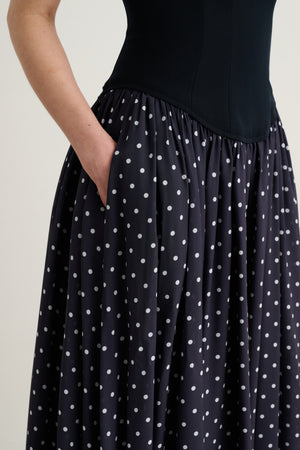 ODETTE STRAPLESS CORSET MAXI DRESS - Toccin