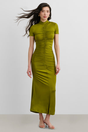 GRACELYN MOCK NECK SHORT SLEEVE RUCHED MIDI DRESS - Toccin