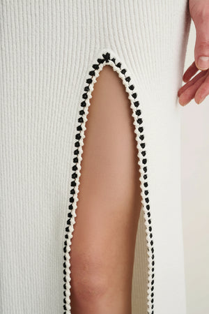 AMORA FRINGE MIDI SKIRT WITH SLIT - Toccin