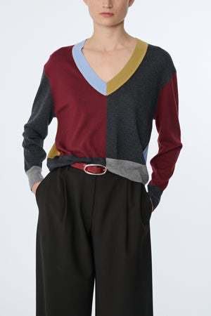SIA V-NECK SWEATER