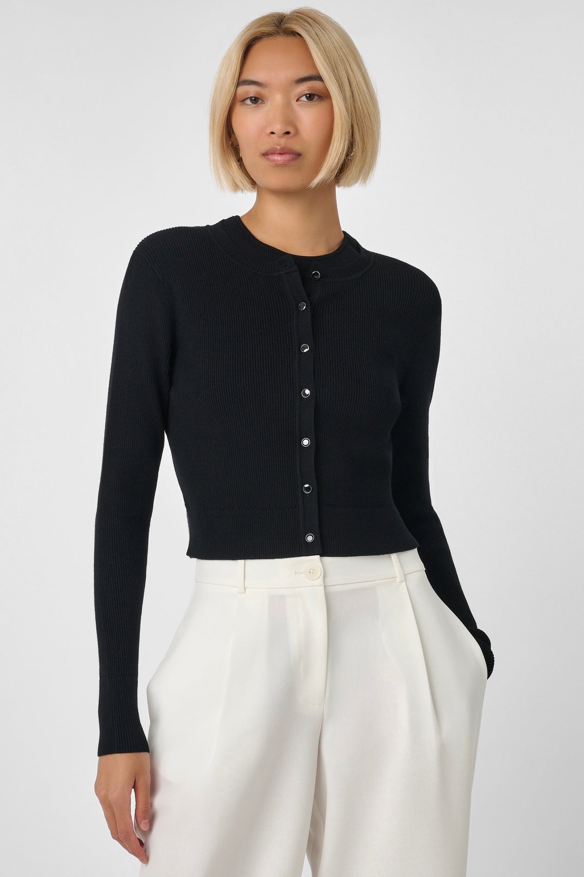 Zoe Cropped Fitted Cardigan Jet - Toccin