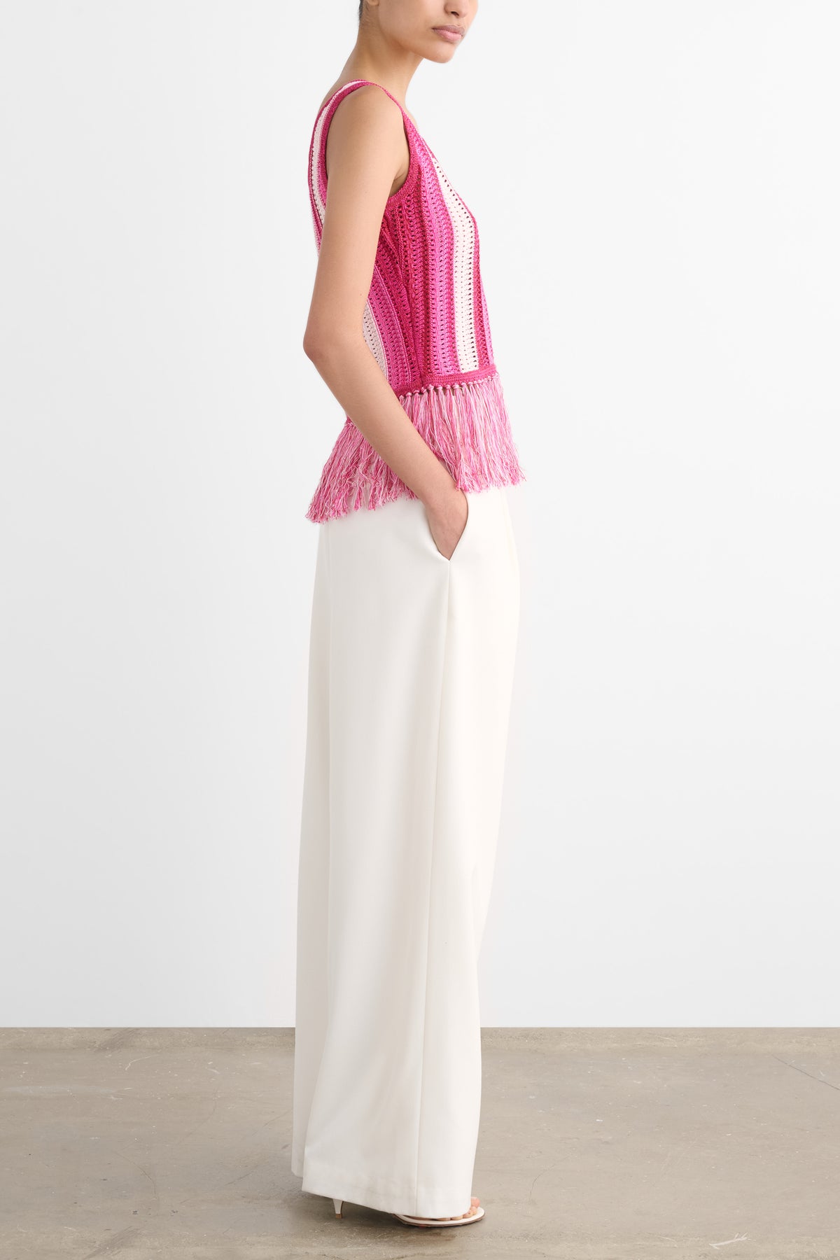 ALBIE SCOOP NECK TANK WITH FRINGE
