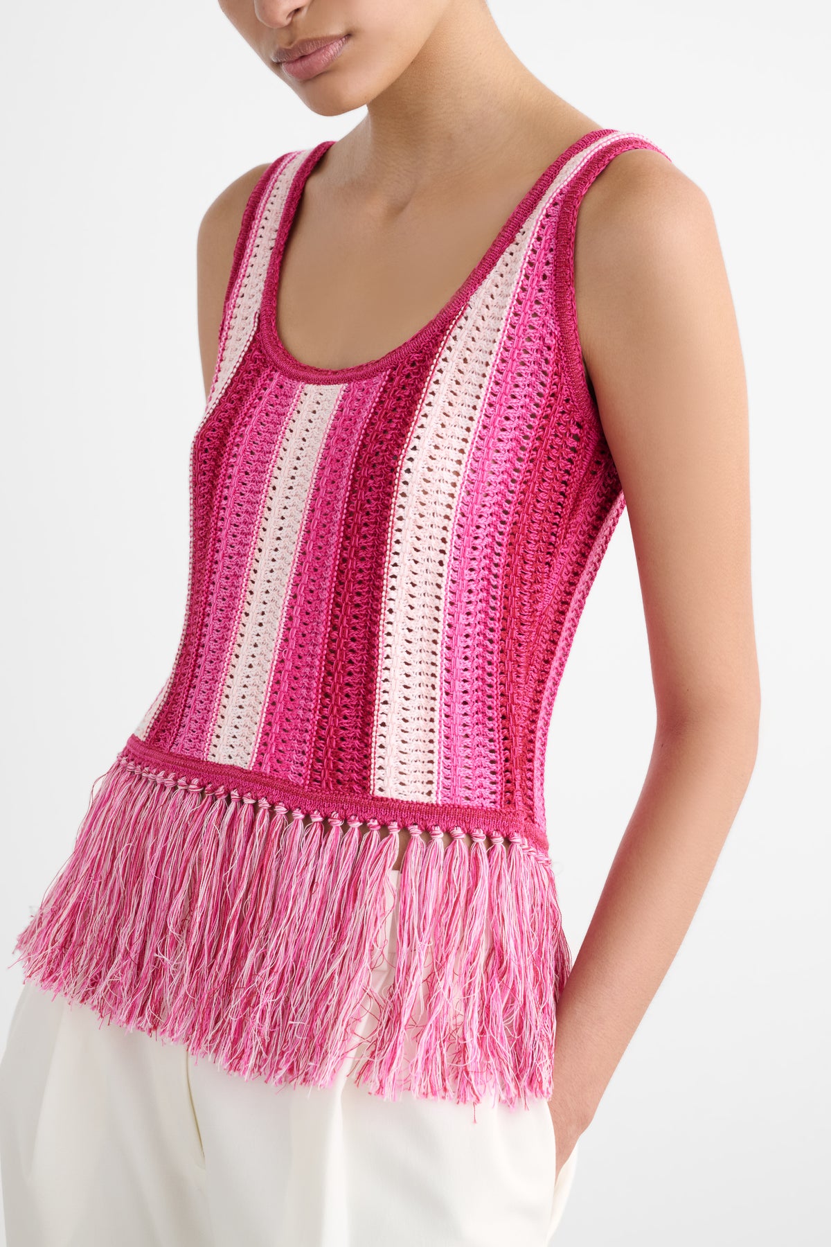 ALBIE SCOOP NECK TANK WITH FRINGE