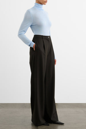 ALMA LONG SLEEVE TURTLE NECK