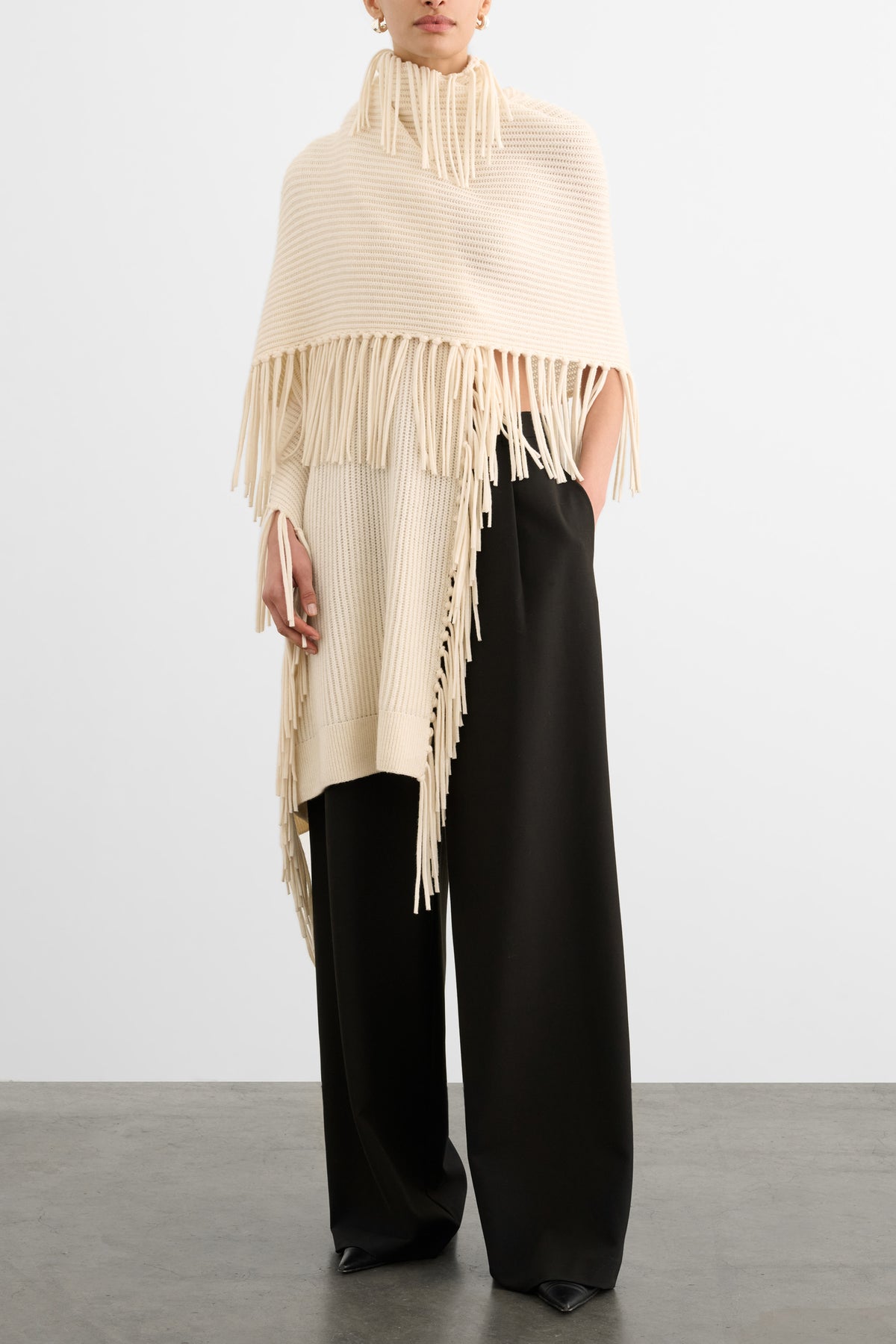 ANAIS FRINGE WRAP