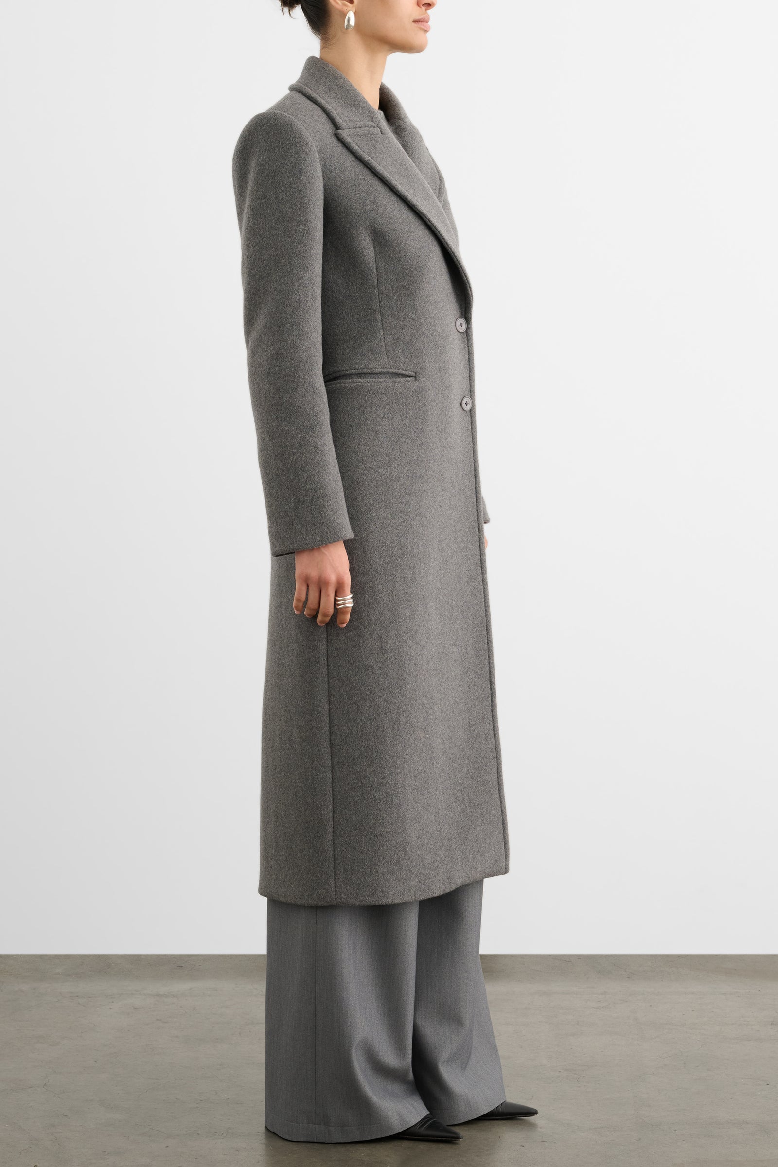 BOSTON SCULPTED DOUBLE BREASTED COAT