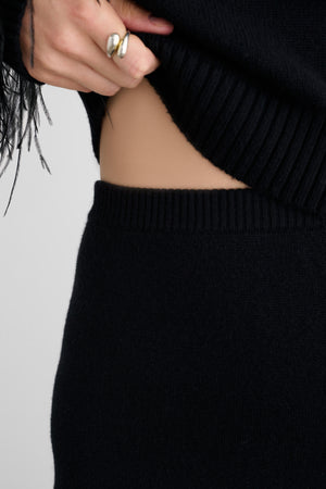 GIGI MIDI SKIRT WITH FEATHERS