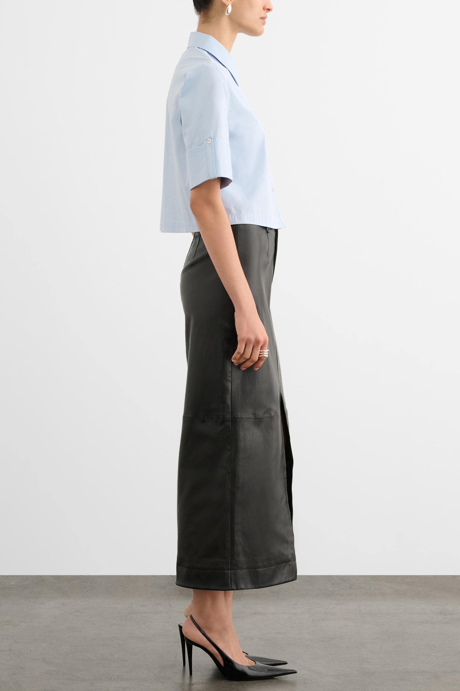 BROOKS CROPPED BUTTON DOWN