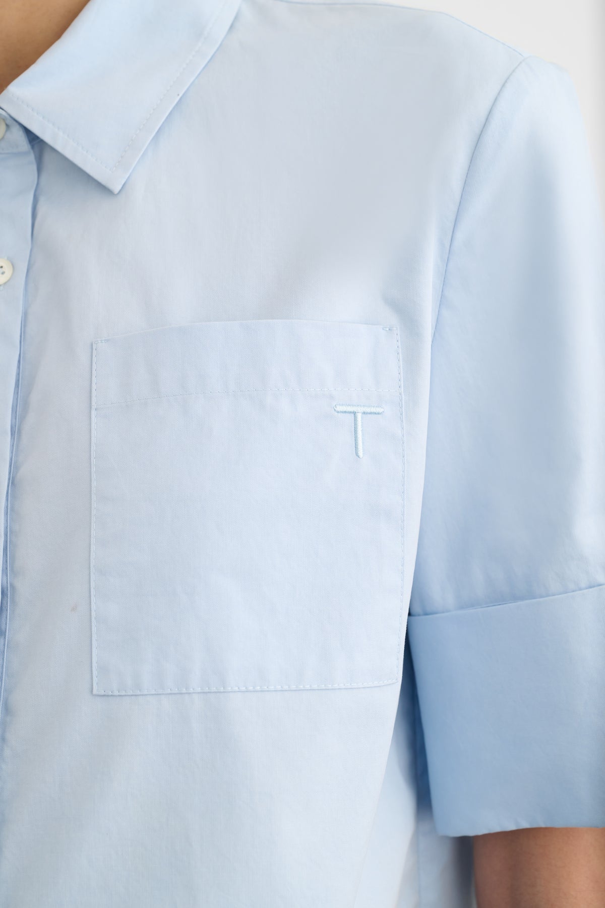 BROOKS CROPPED BUTTON DOWN