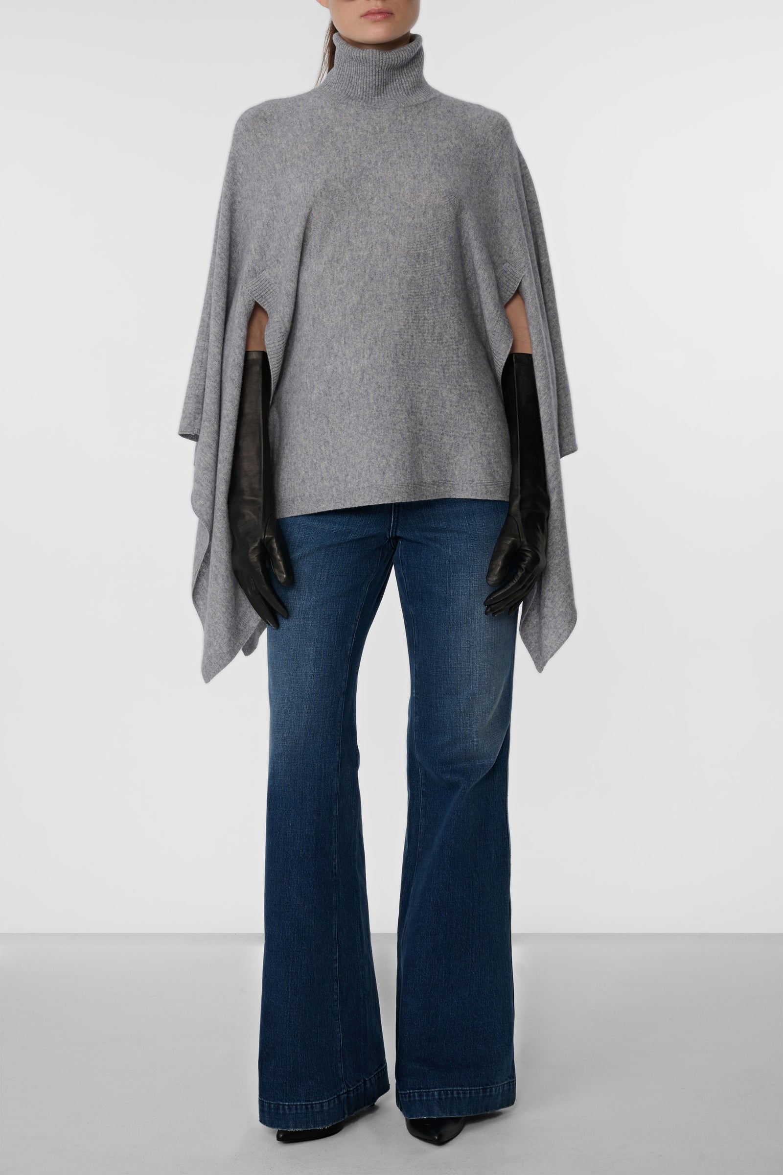AMARA PONCHO
