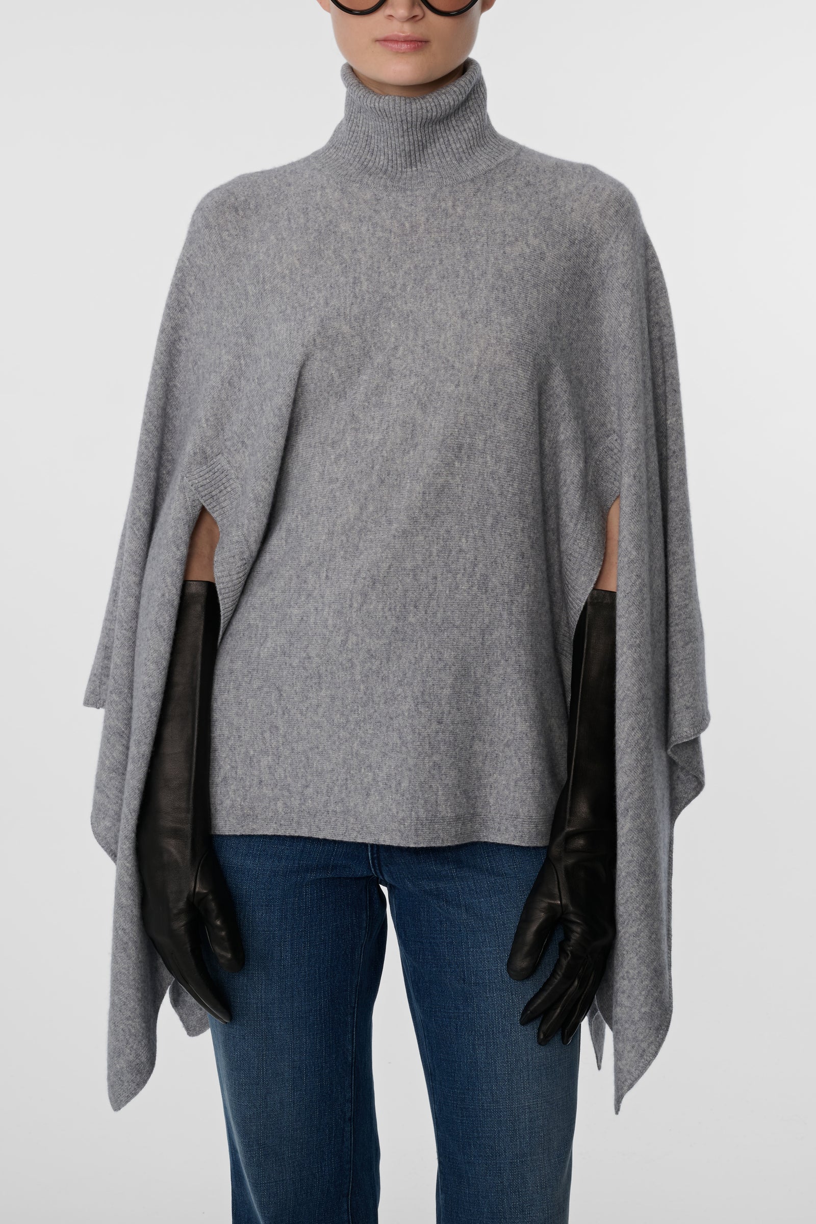 AMARA PONCHO