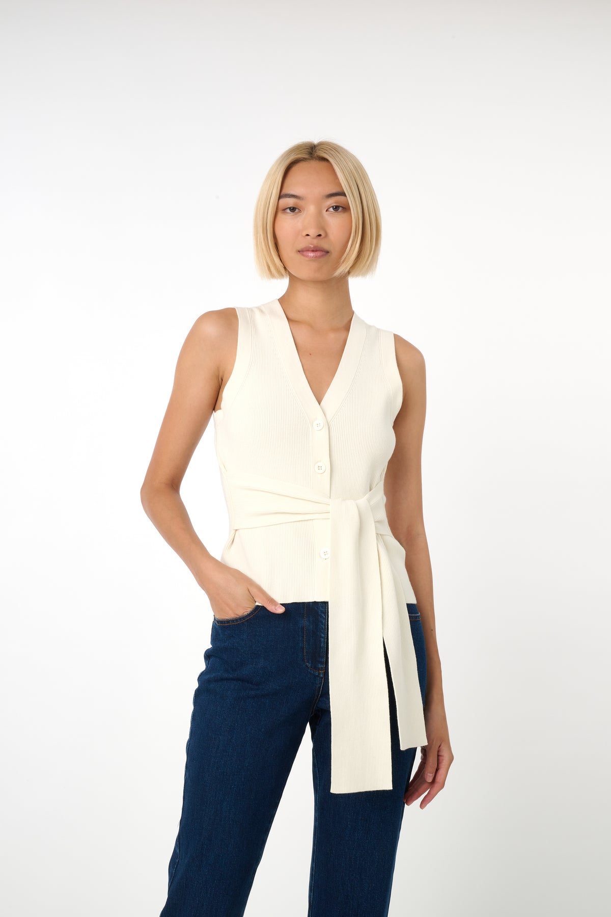 Collins Sleeveless Tie-Front Top - Toccin