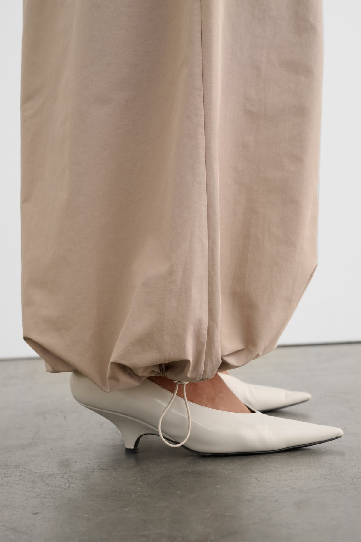 NAIRA DRAWSTRING BALLOON PANT