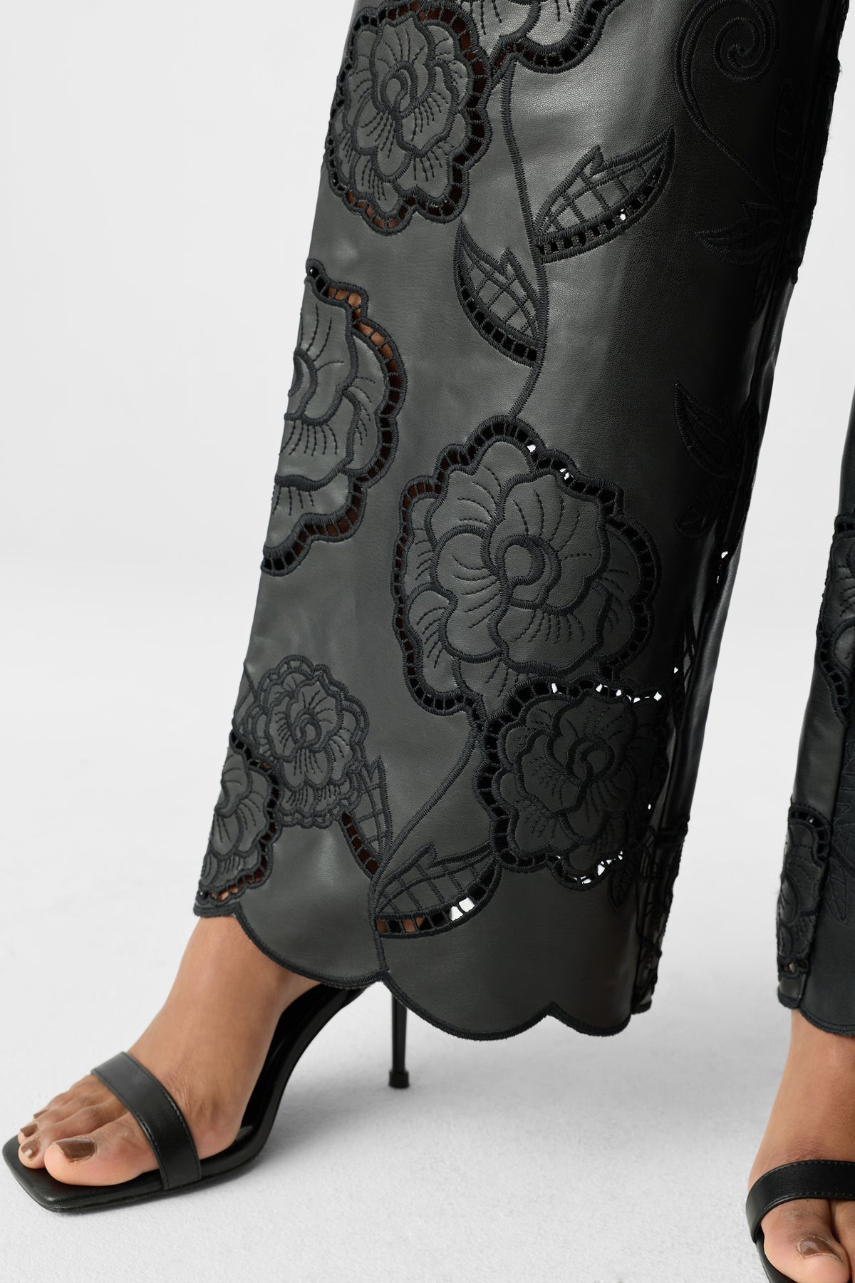 SHAWN STRAIGHT LEG 5 POCKET PANT