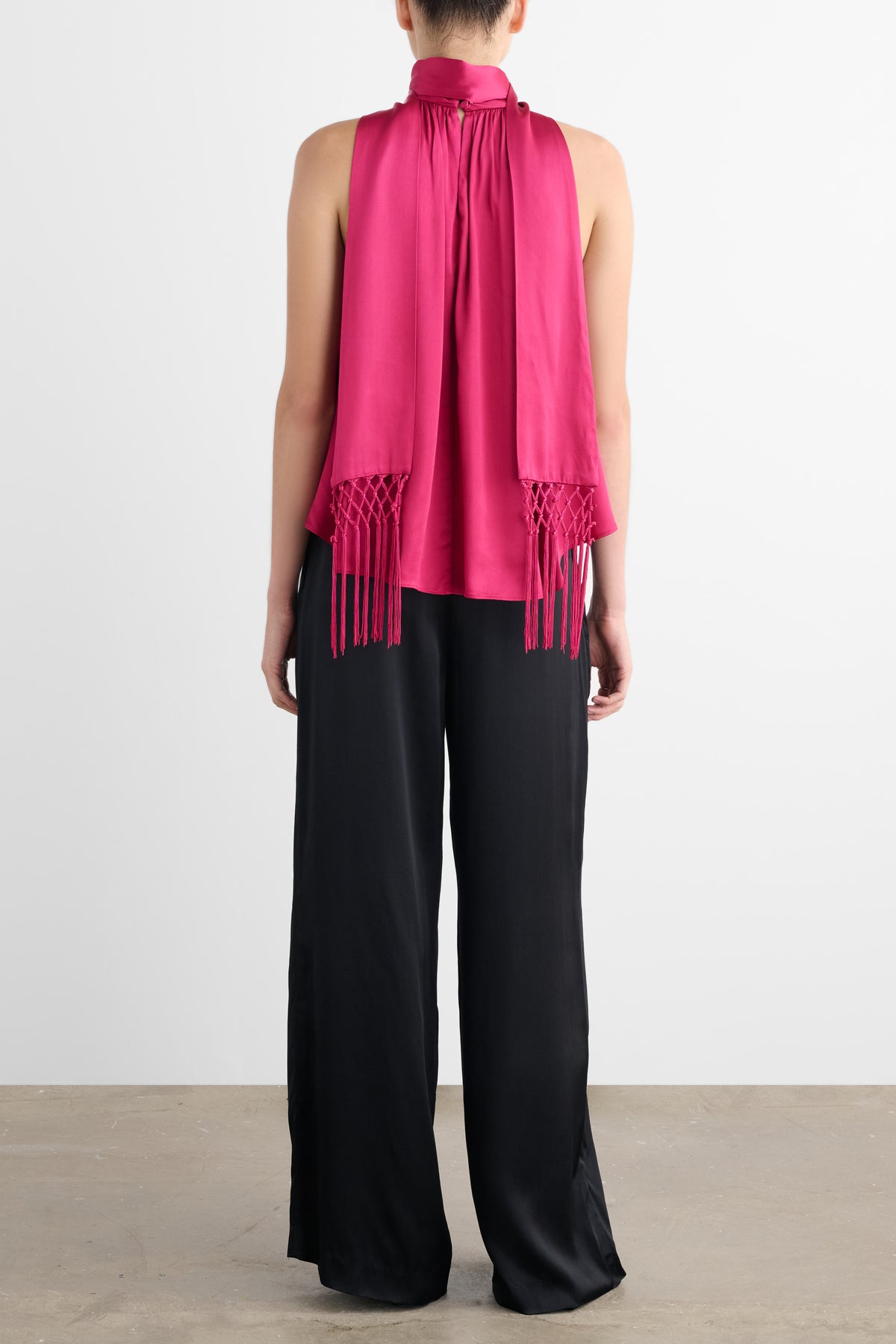 EMMIE TIE-NECK TOP WITH FRINGE - Toccin