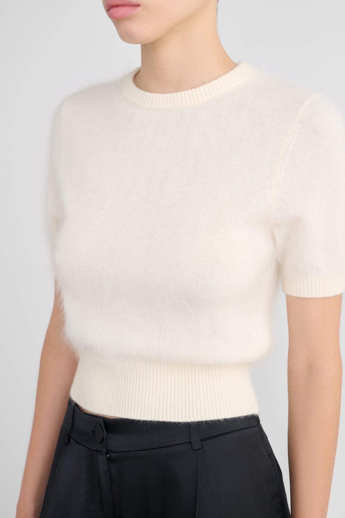 JESSE SHORT SLEEVE SWEATER - Toccin