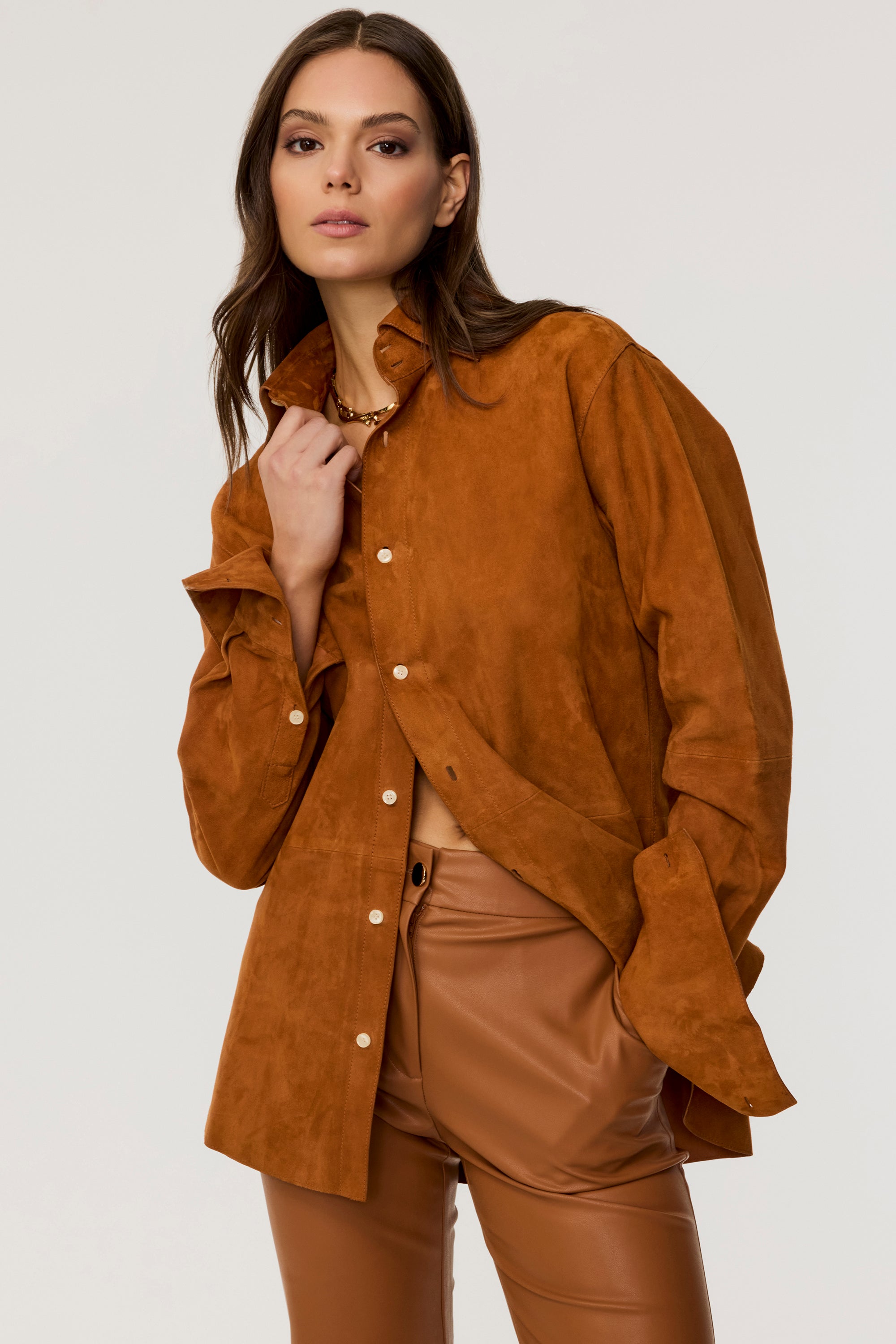 Kali Faux Suede Shirt - Toccin