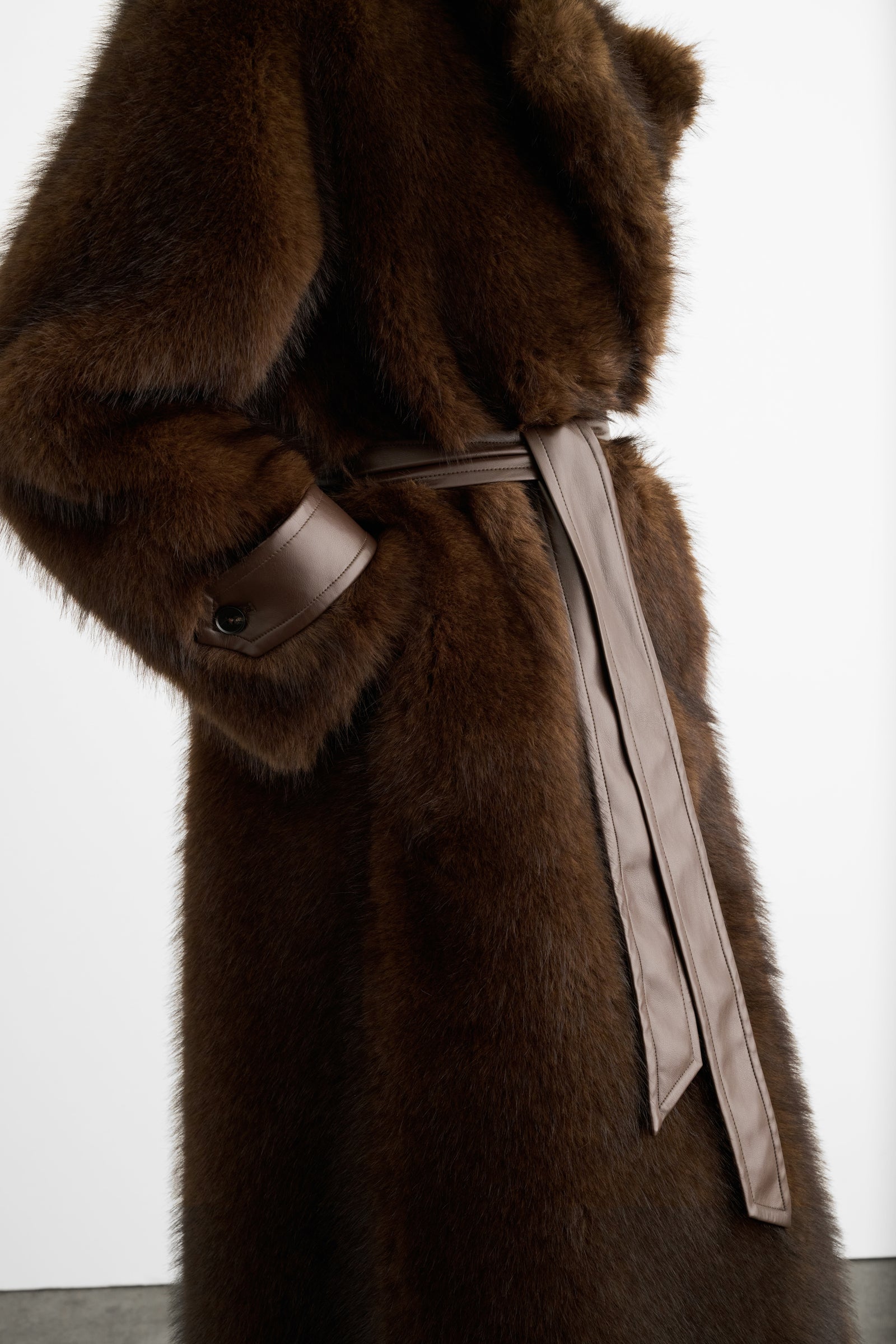 LENNIX OVERSIZED COAT