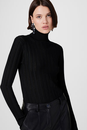 Nancy Turtleneck Top - Toccin