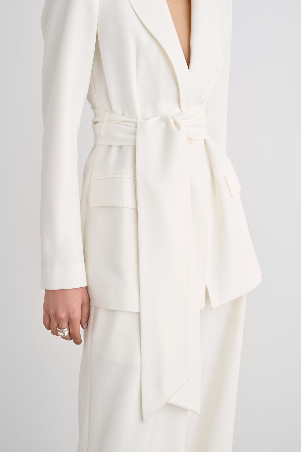 LULA BELTED BLAZER - Toccin