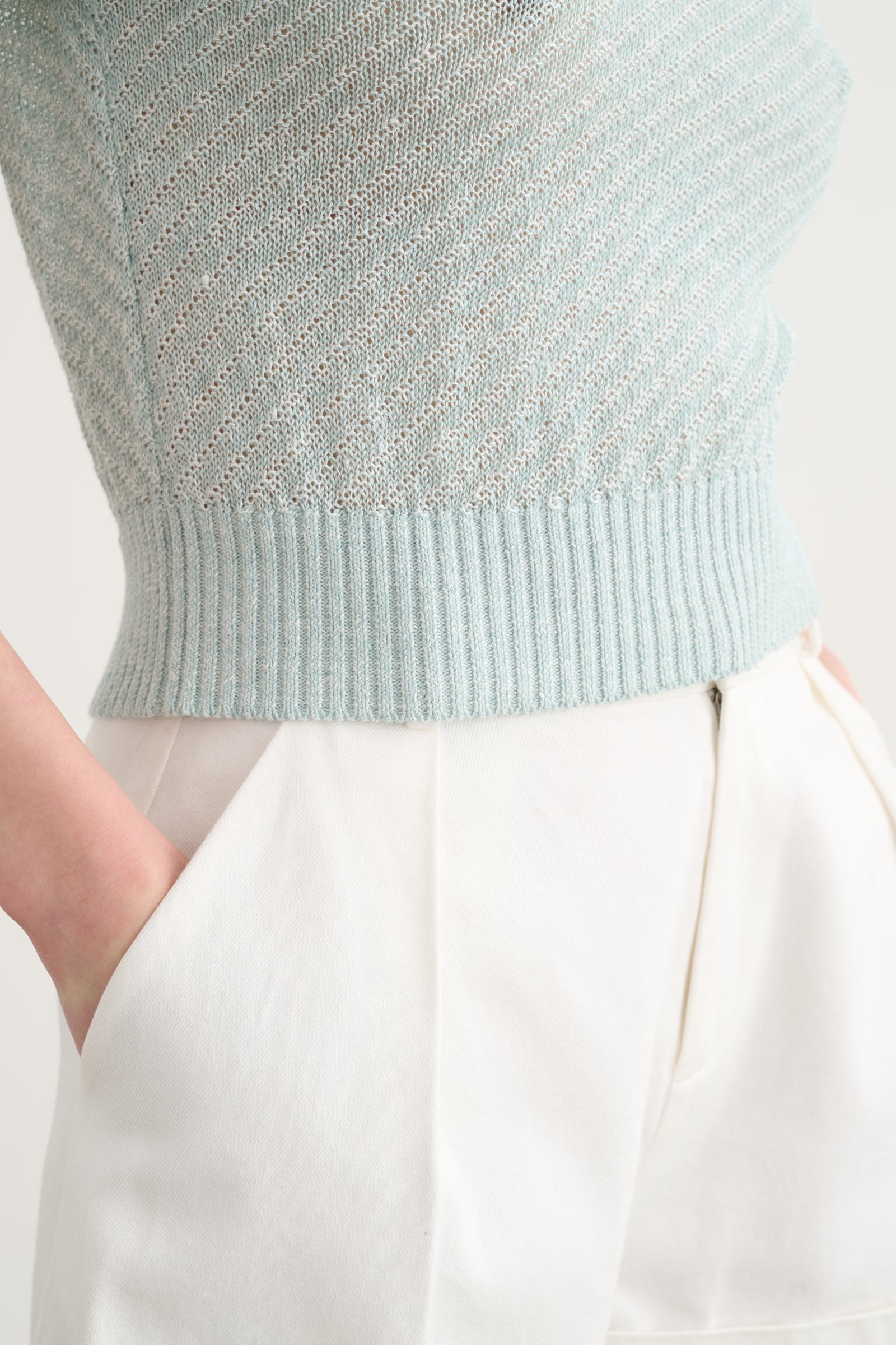 MERRYN SHORT SLEEVE SWEATER - Toccin