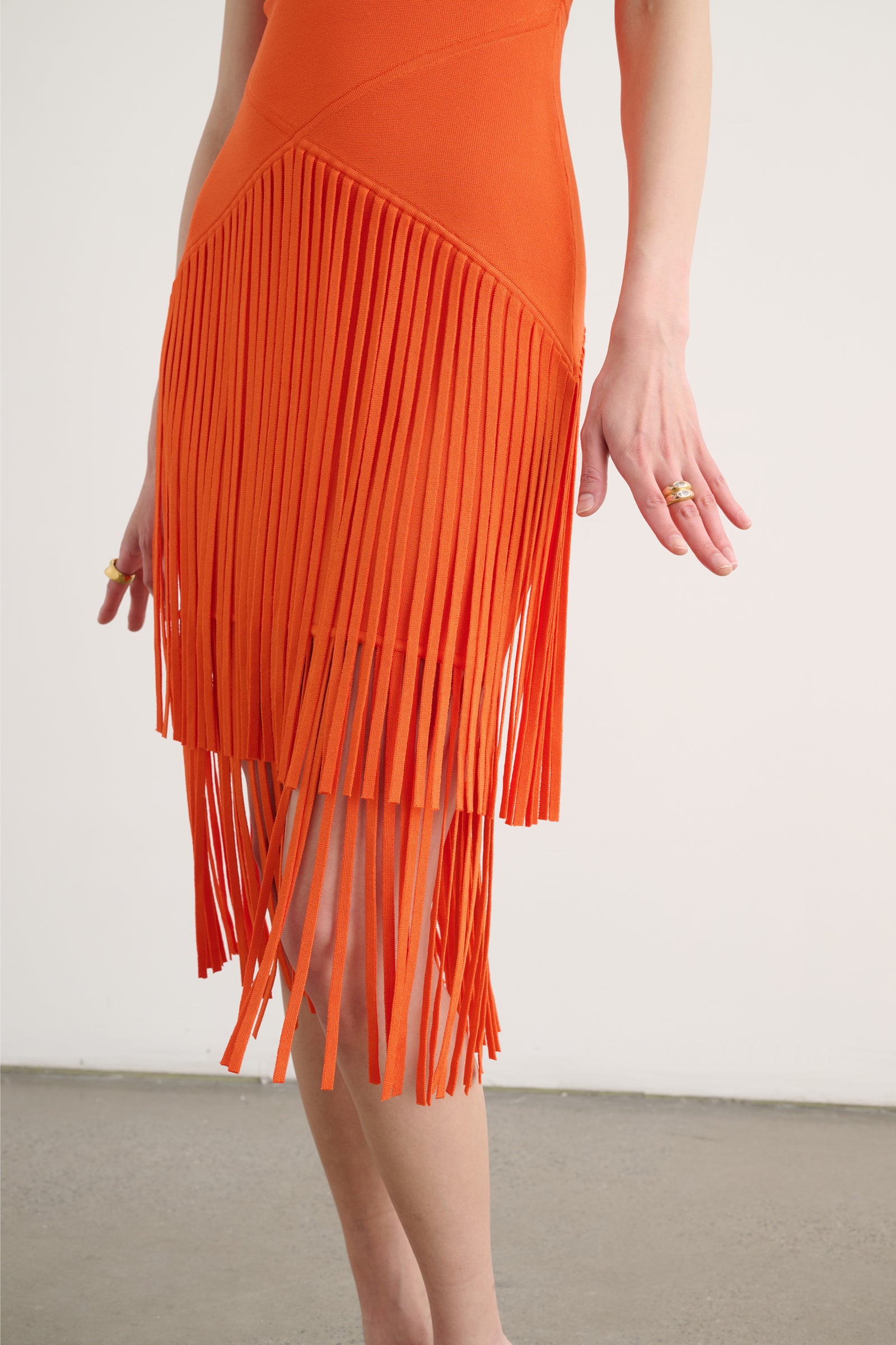 PATRICIA V-NECK SEAMED MIDI DRESS WITH FRINGE - Toccin