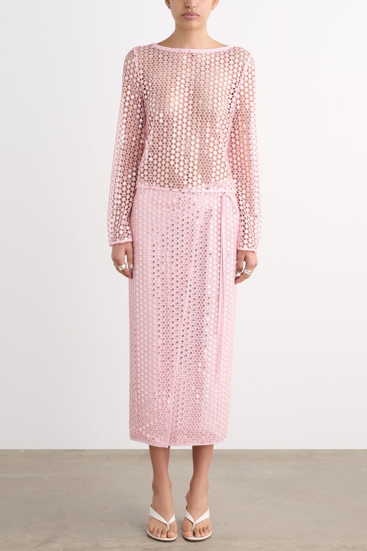 PRIMROSE BOAT NECK FLARED SLEEVE TOP - Toccin