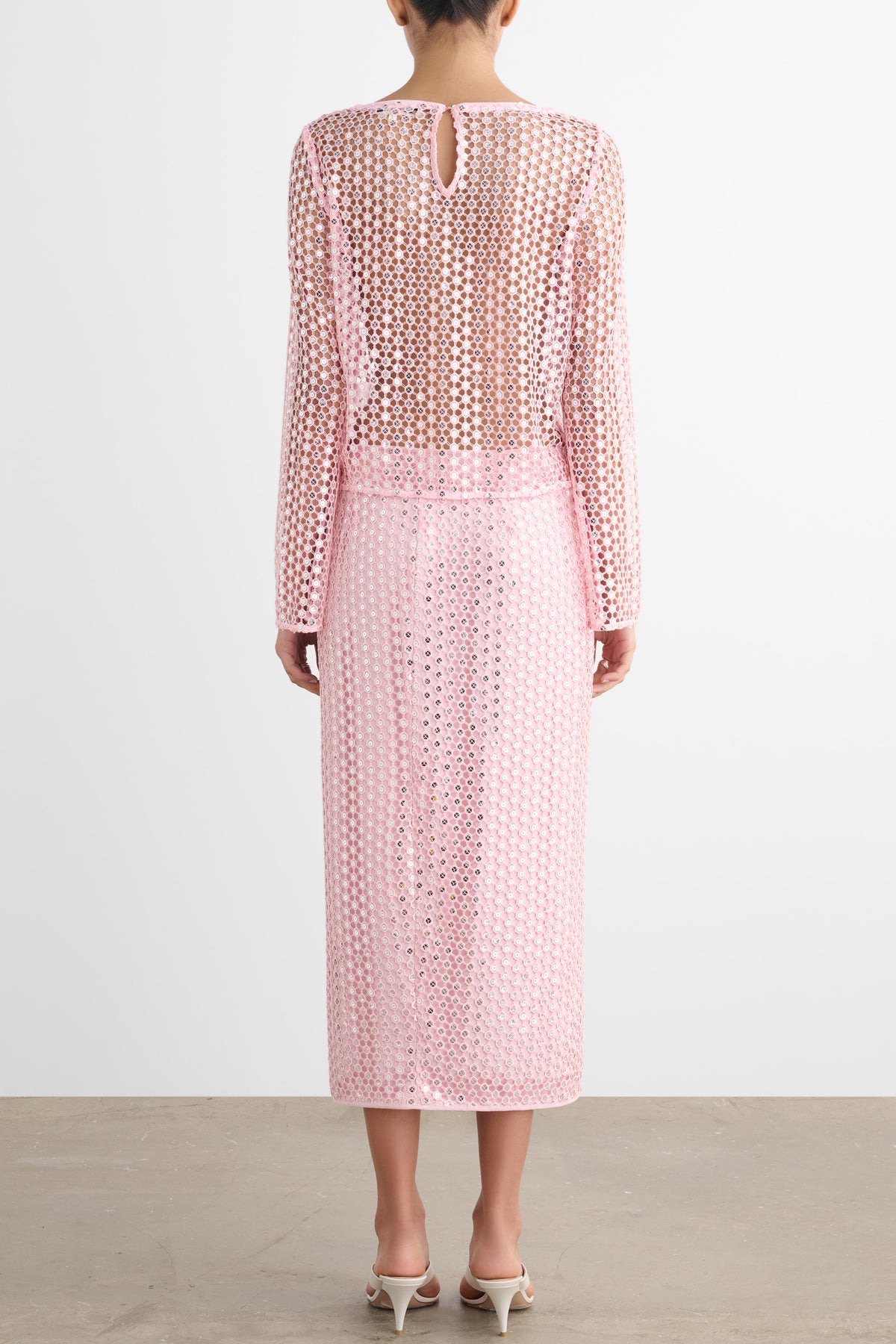 PRIMROSE BOAT NECK FLARED SLEEVE TOP - Toccin