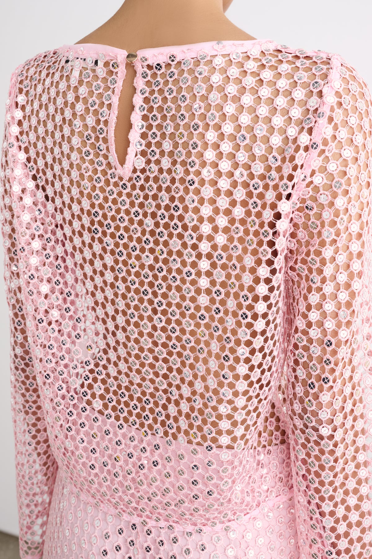 PRIMROSE BOAT NECK FLARED SLEEVE TOP - Toccin