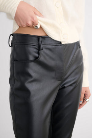 TRACY SKINNY STRAIGHT LEG PANT - Toccin