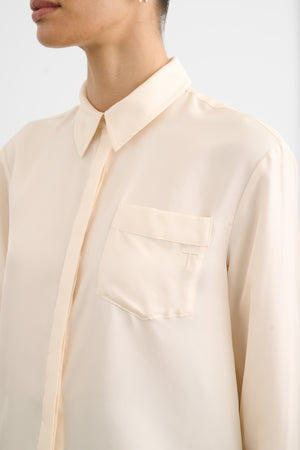 RILEY COLLARED BOYFRIEND BUTTON DOWN