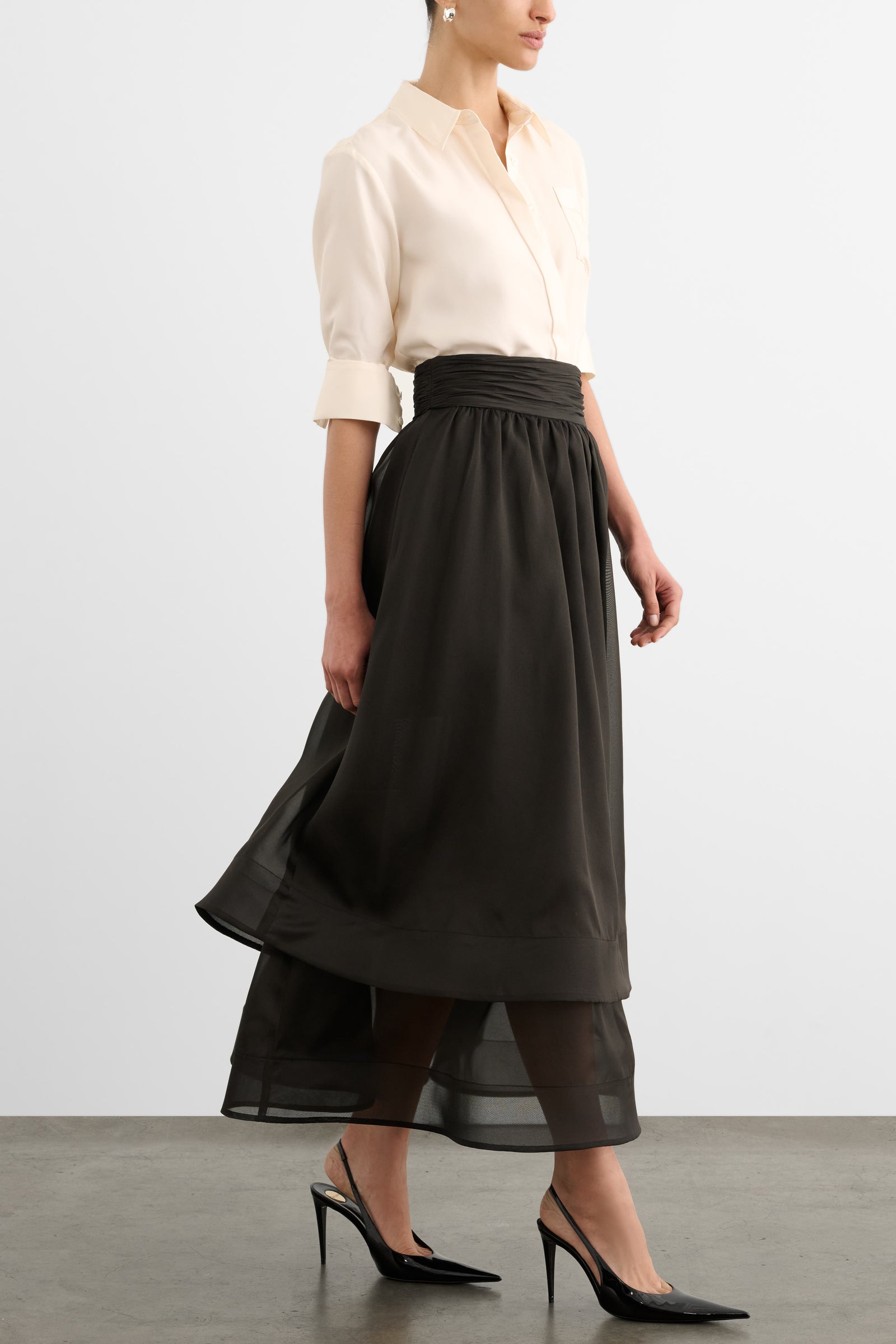 AMBER HIGH WAISTED TIERED MIDI SKIRT