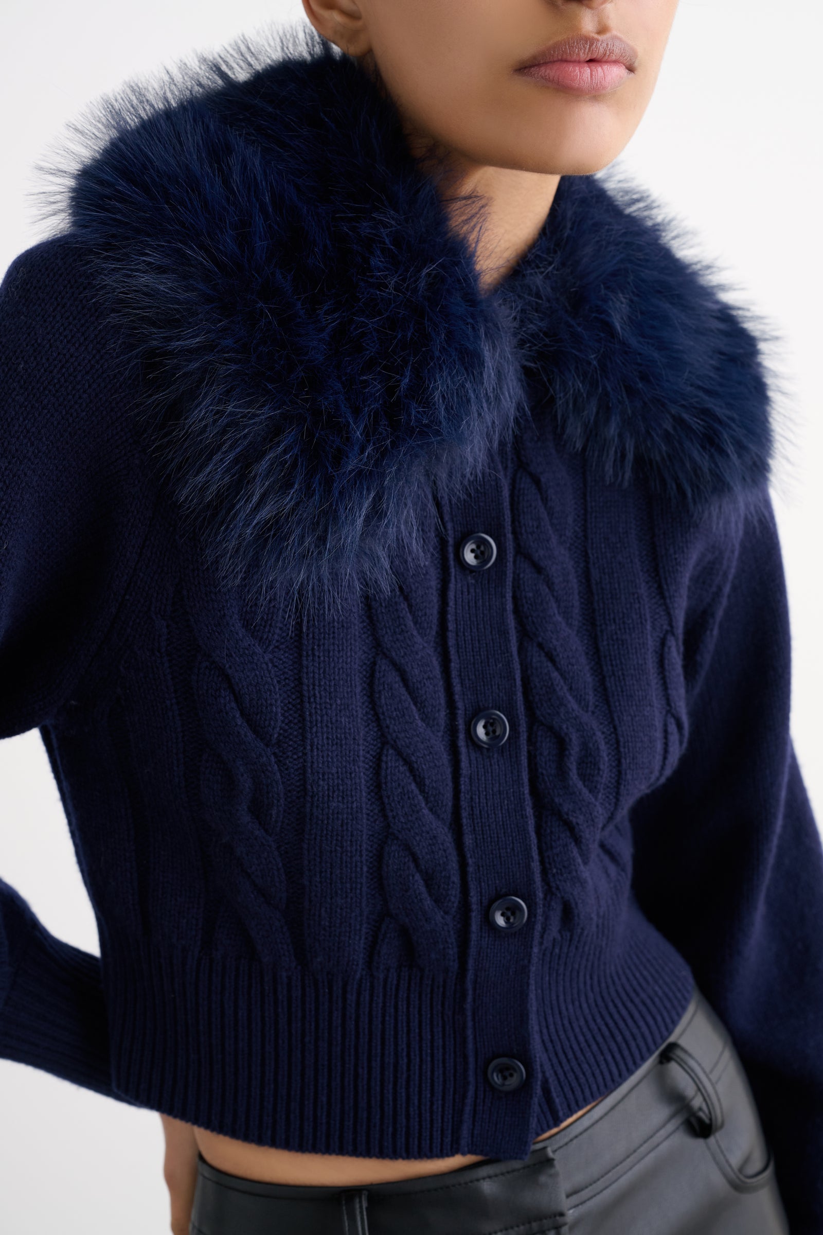 RITA CABLE KNIT CARDIGAN WITH FUR COLLAR - Toccin