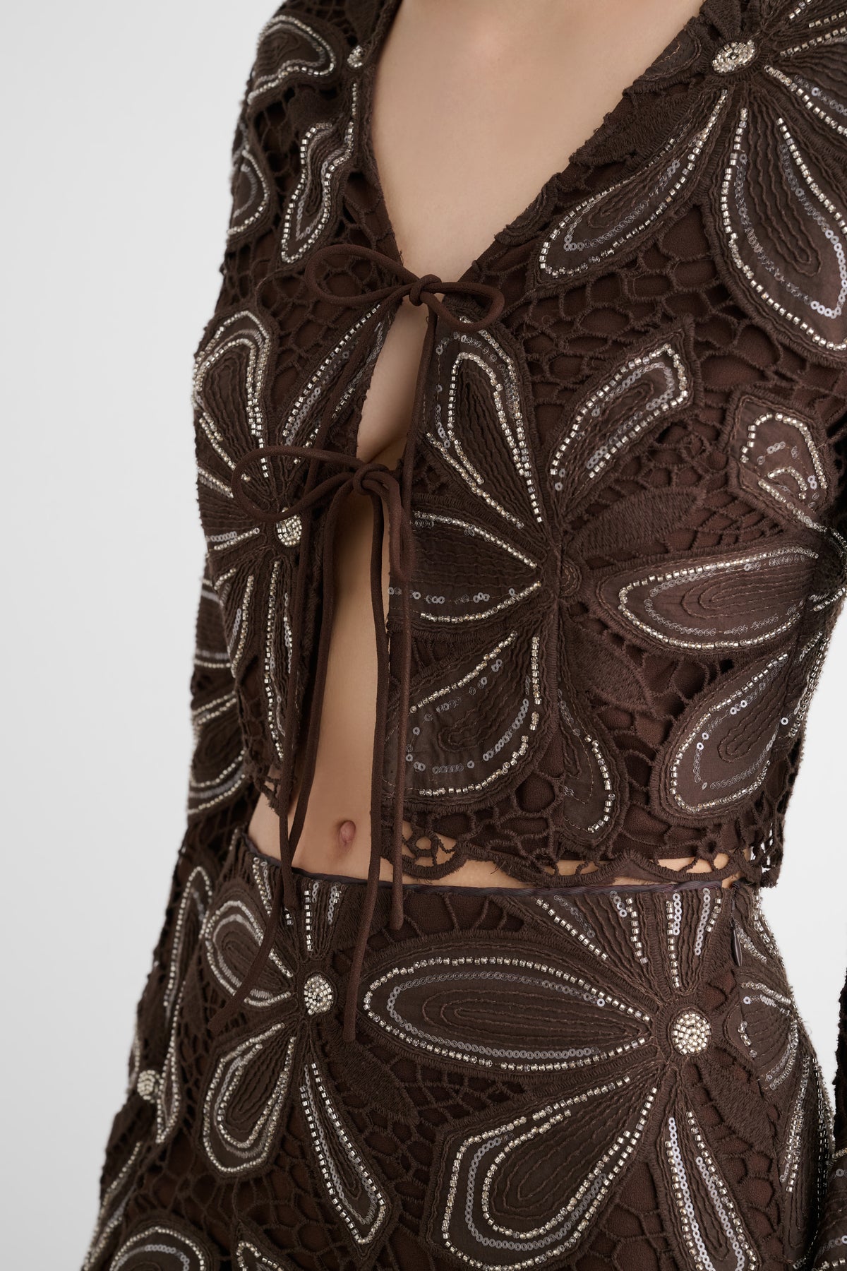 SIGGI TIE-FRONT TOP - Toccin
