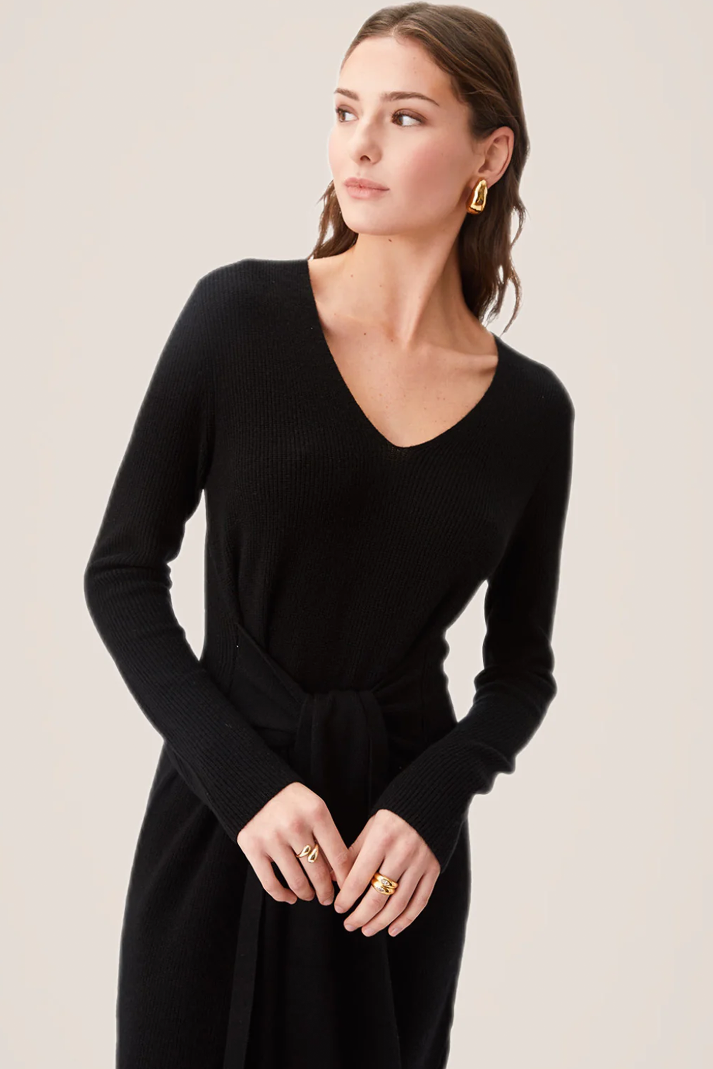 Black dress scalloped outlet neck