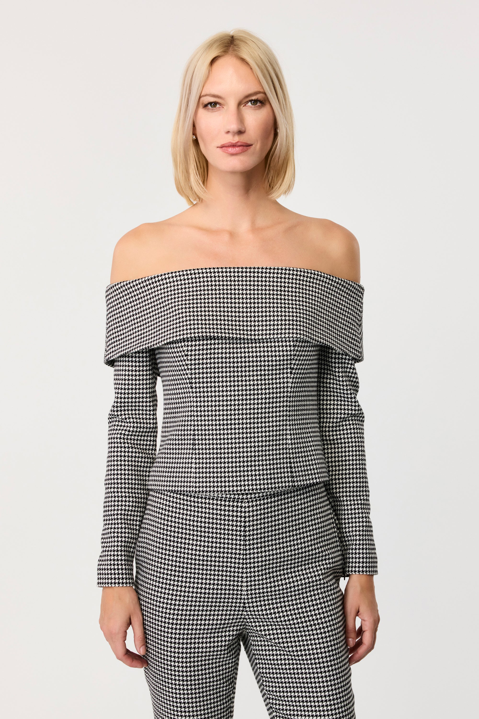 Stila Off The Shoulder Long Sleeve Houndstooth Top - Toccin