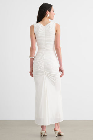 INEZ SLEEVELESS V-NECK RUCHED MIDI DRESS - Toccin