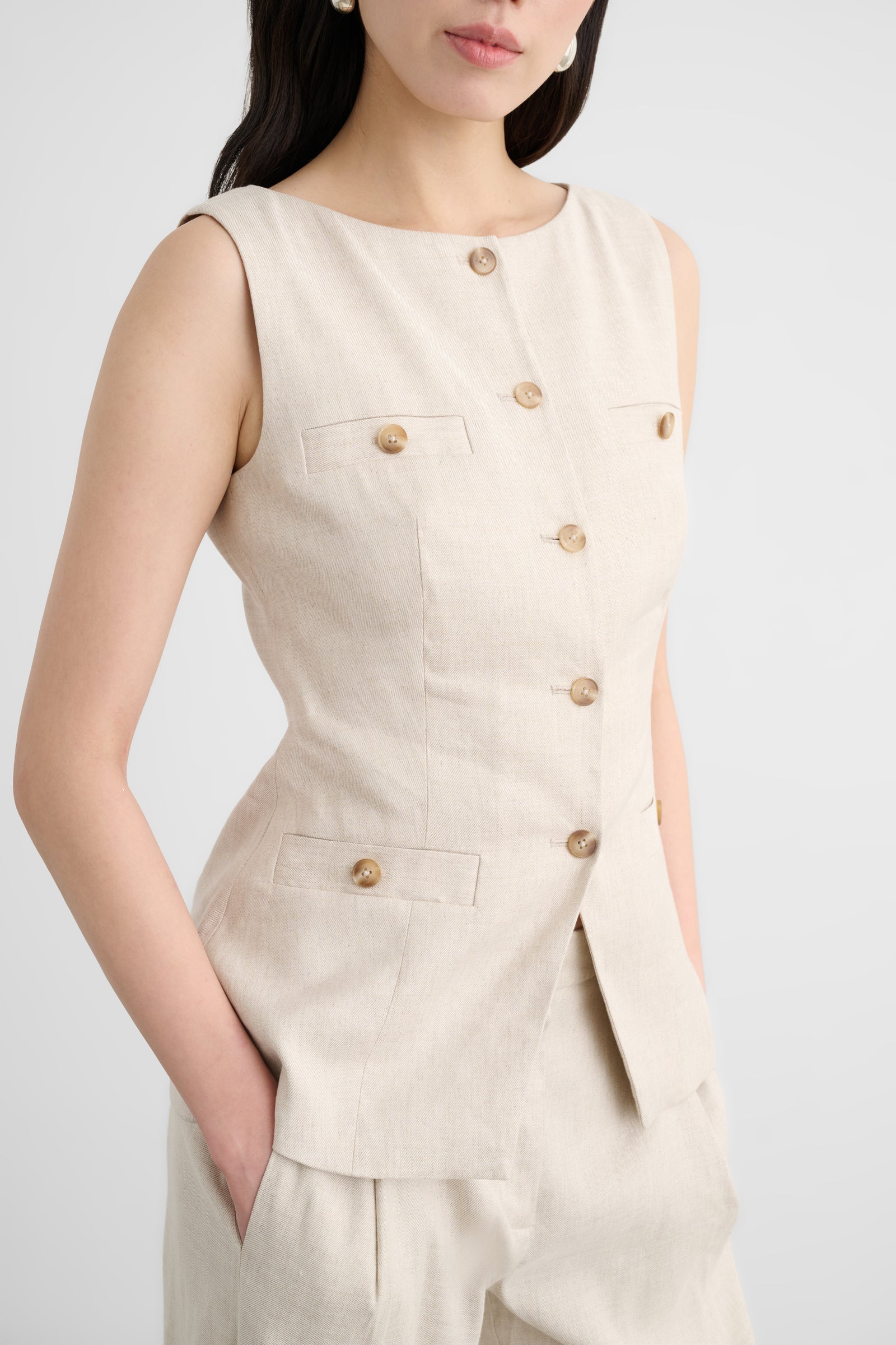 AMRA BOAT NECK VEST