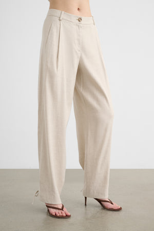 ELOWEN PLEATED PANT WITH ANKLE TIE