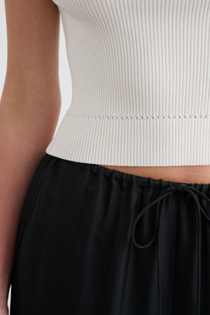 NELA DRAWSTRING FLARED PULL-ON PANT - Toccin