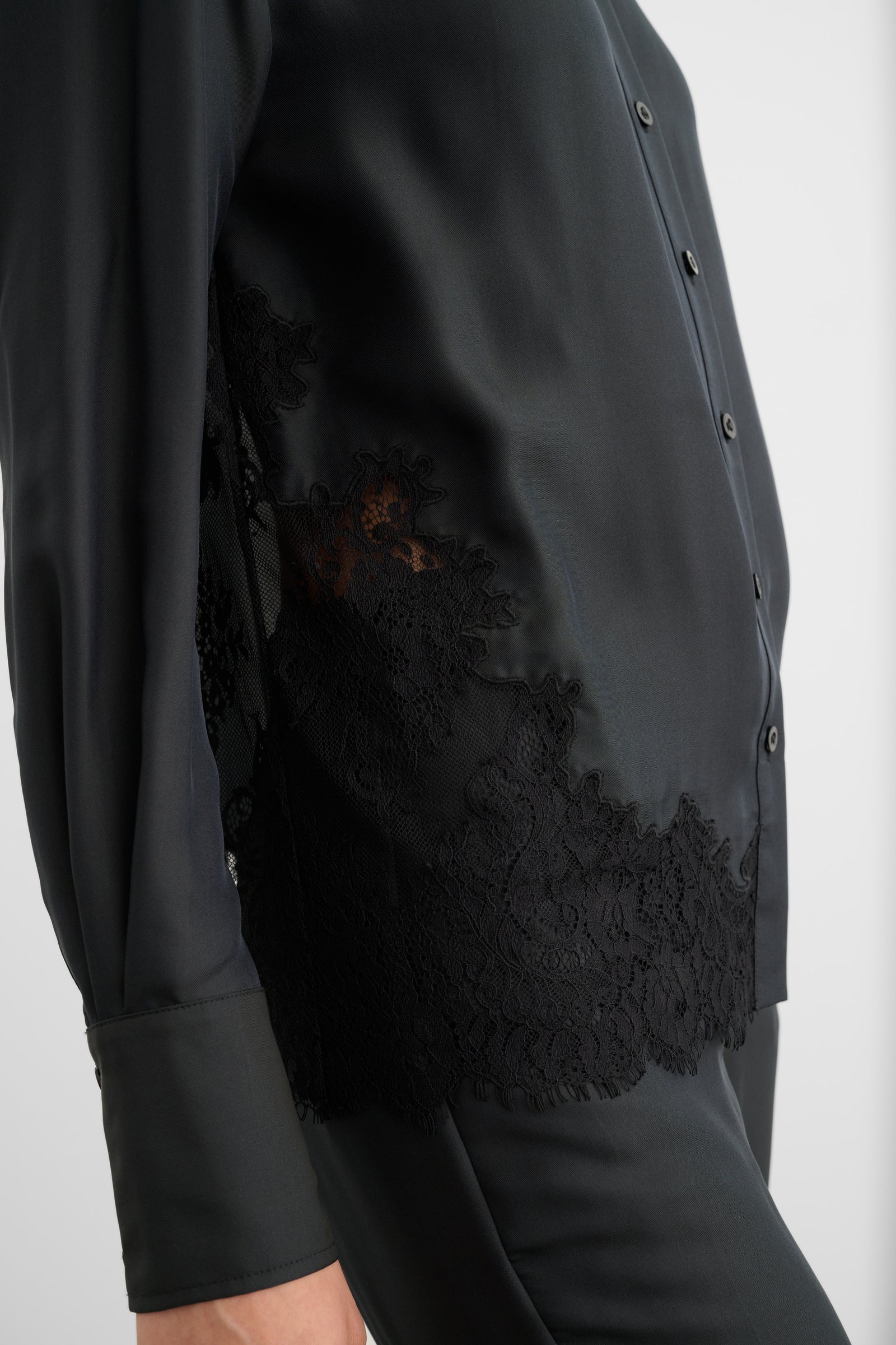 TONI BUTTON-DOWN SHIRT