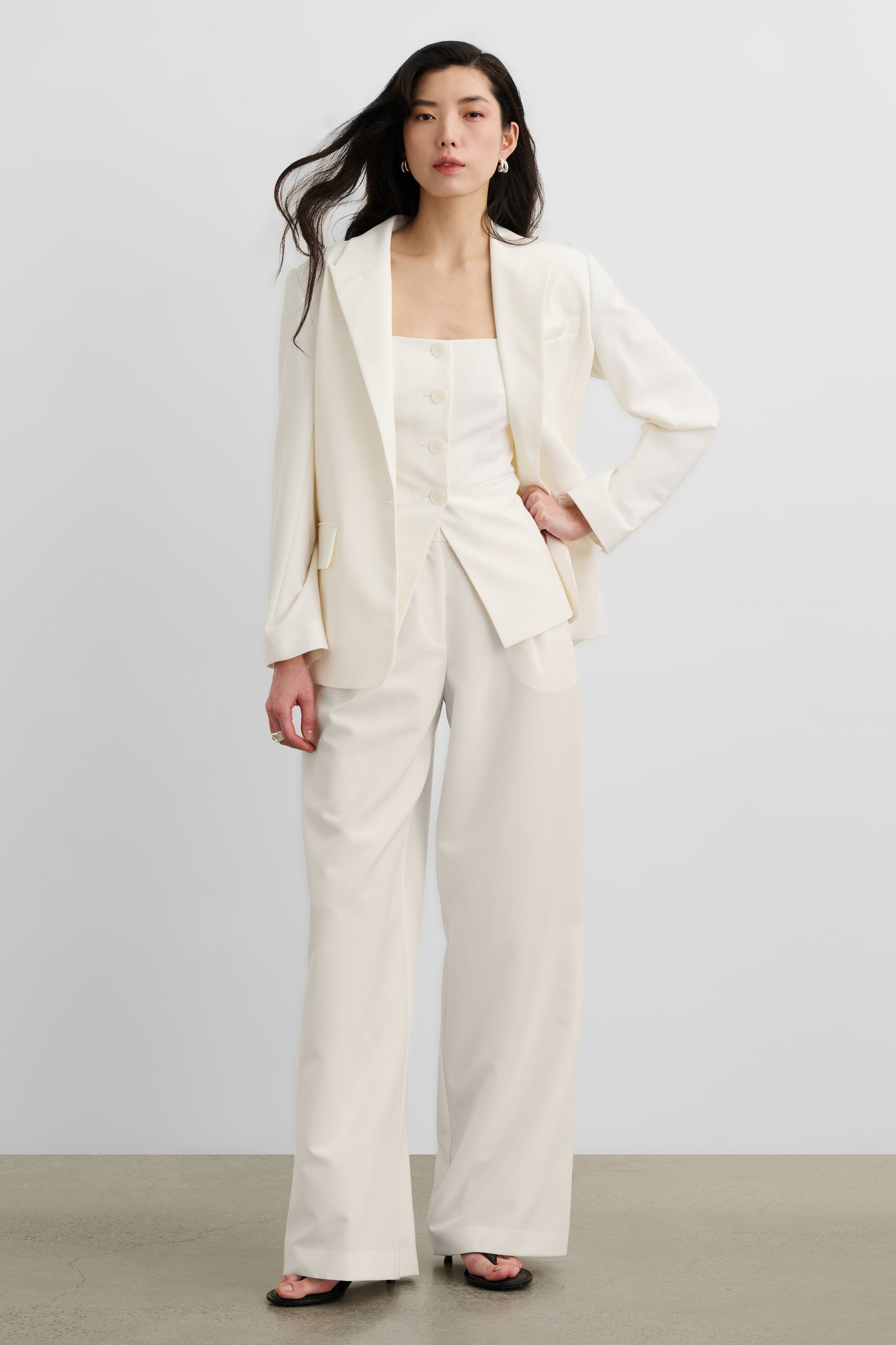 SOLARA PLEATED WIDE LEG TROUSER - Toccin