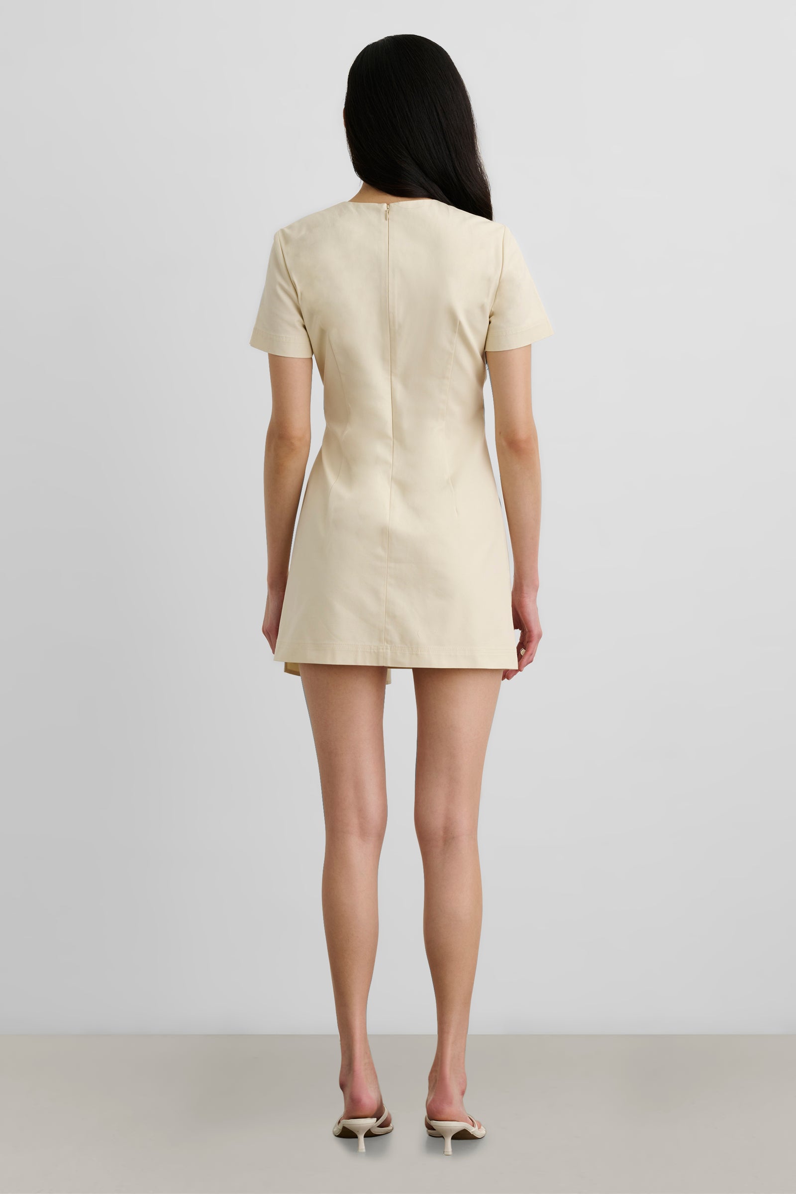 LEONIE SHORT SLEEVE TIE-FRONT MINI DRESS - Toccin