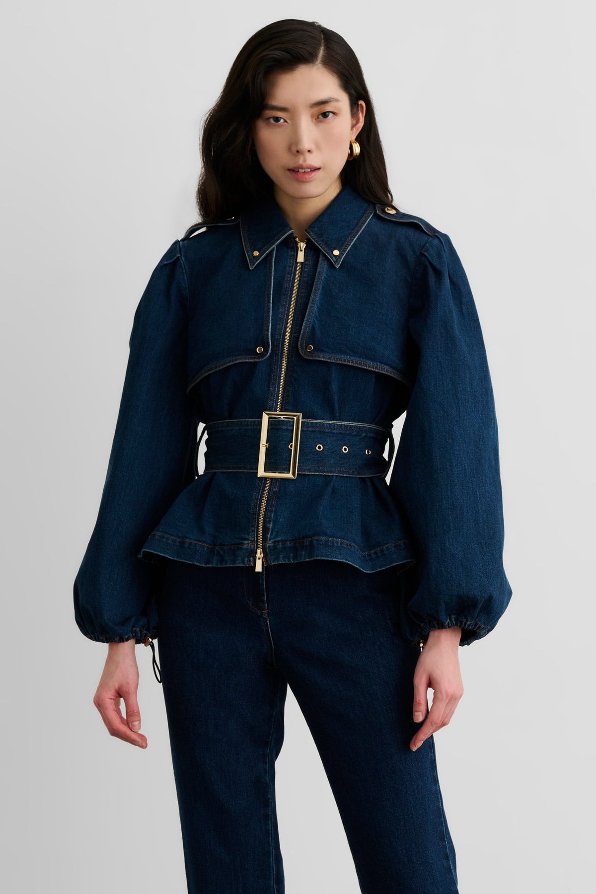 BRIGHTON BELTED ZIP-FRONT JACKET - Toccin