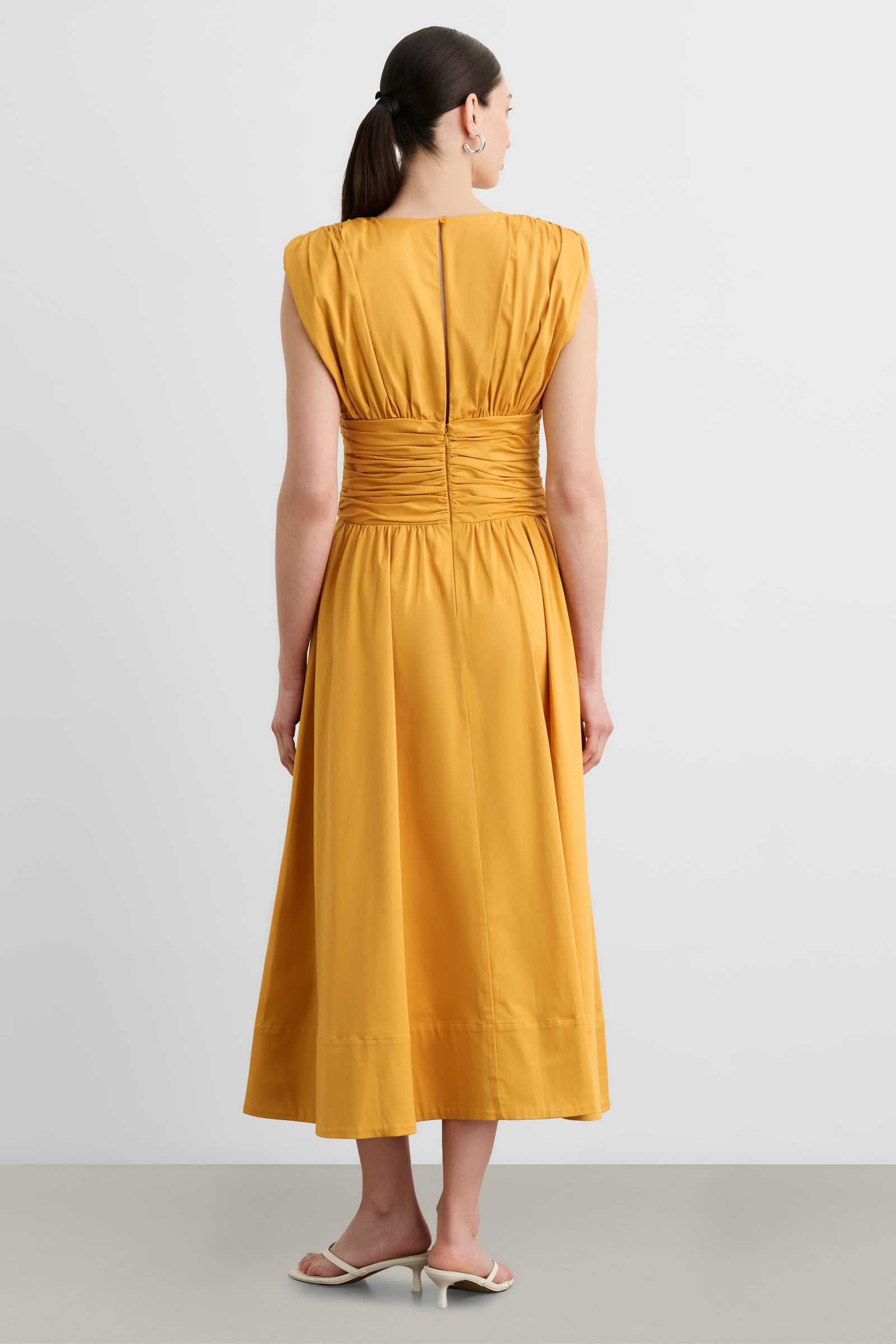 EVANGELINE STRONG SHOULDER RUCHED MIDI DRESS - Toccin