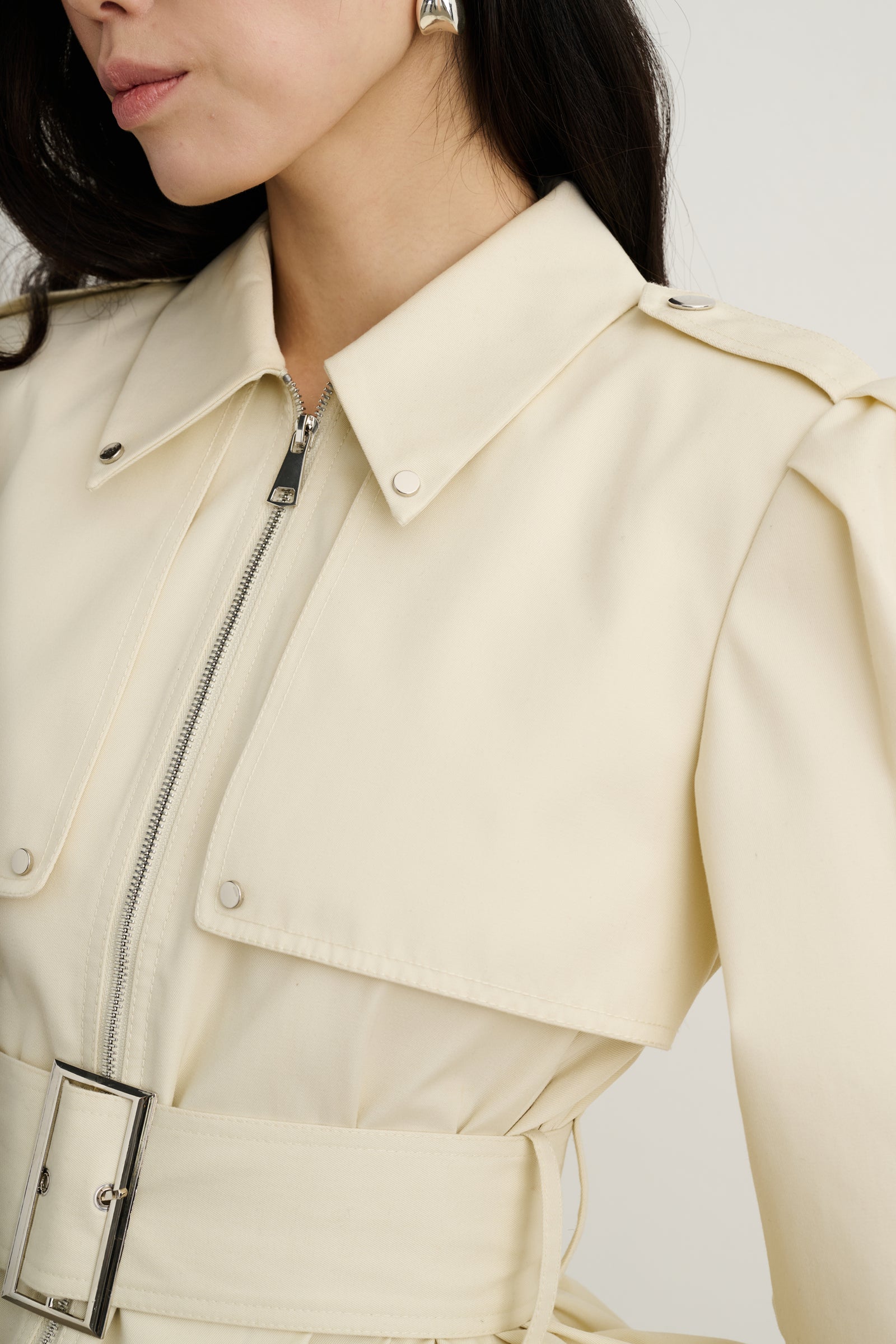 BRIGHTON BELTED ZIP-FRONT JACKET - Toccin
