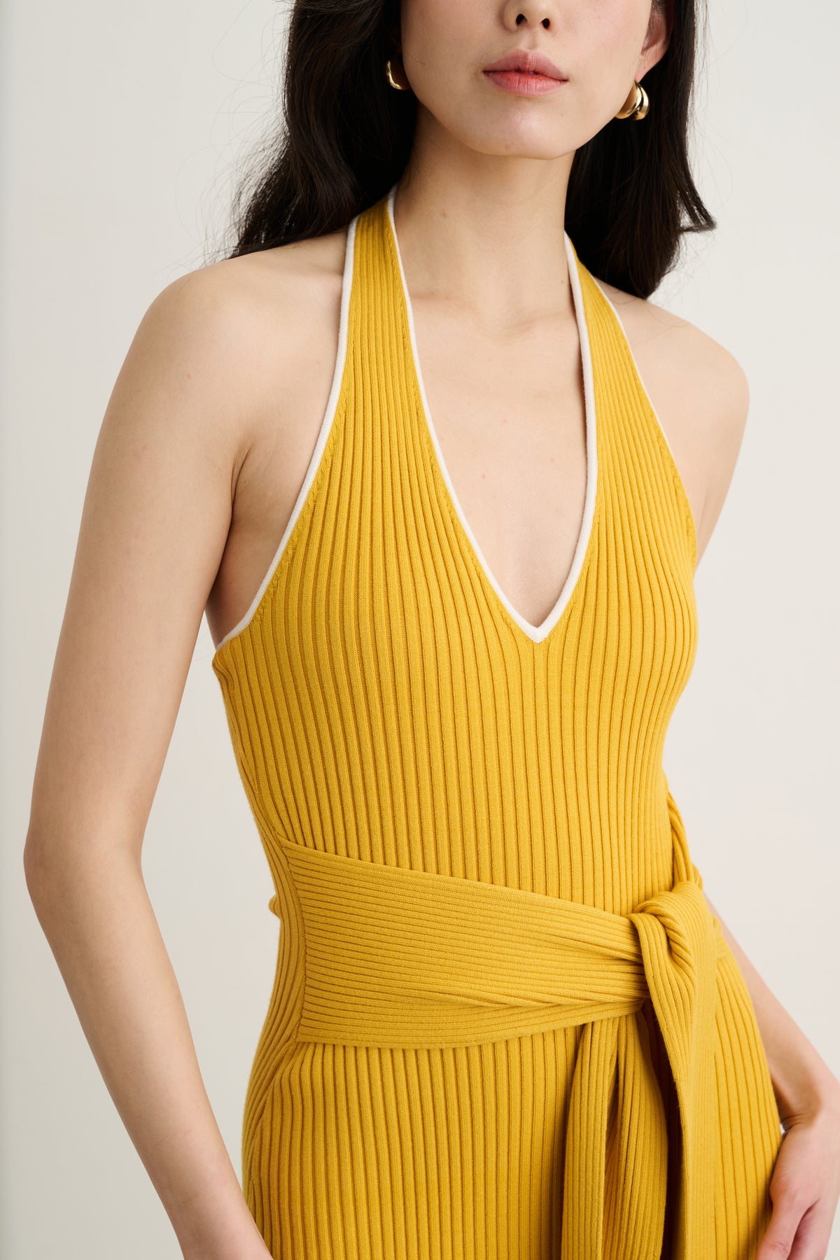 ALLEGRA V-NECK TIE-FRONT HALTER MIDI DRESS - Toccin