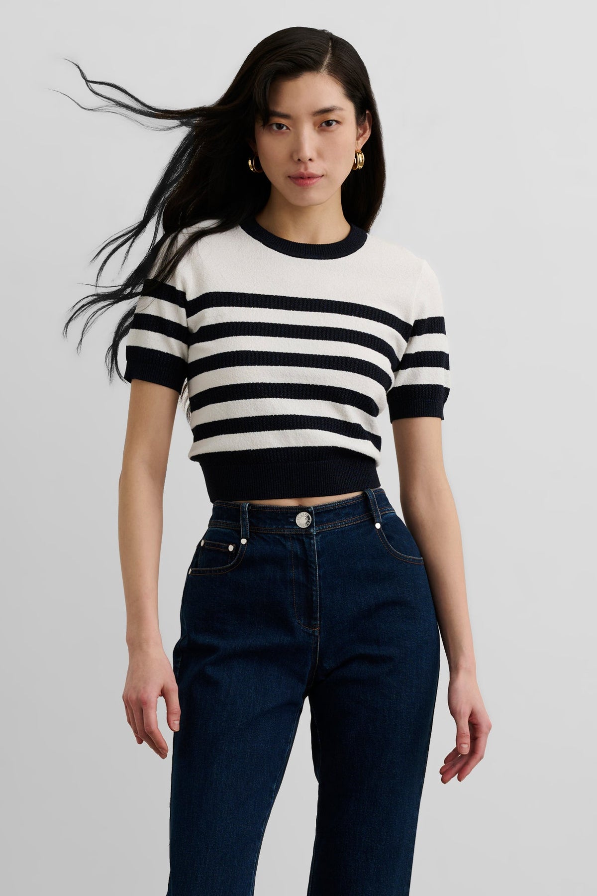 VELDA SHORT SLEEVE SWEATER